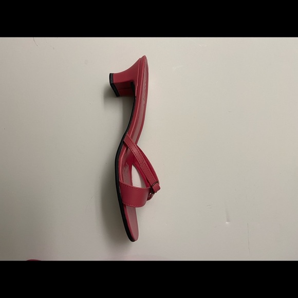 Pink heels size US 7 women’s - Picture 5 of 7